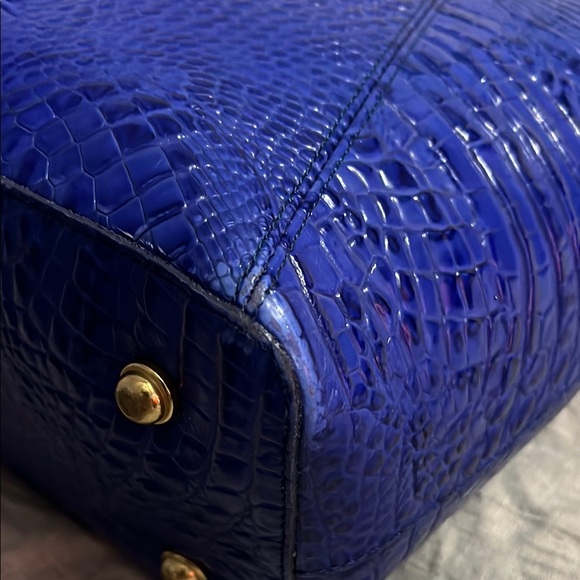 Blue Crocodile Embossed Tote Bag - Picture 2 of 7